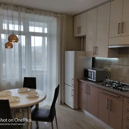 Vip на науковій, аквапарк * Lviv