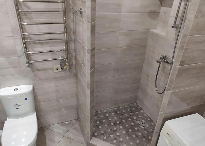 Vip на науковій, аквапарк * リヴィウ