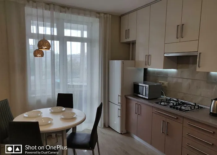 Vip на науковій, аквапарк * Lviv